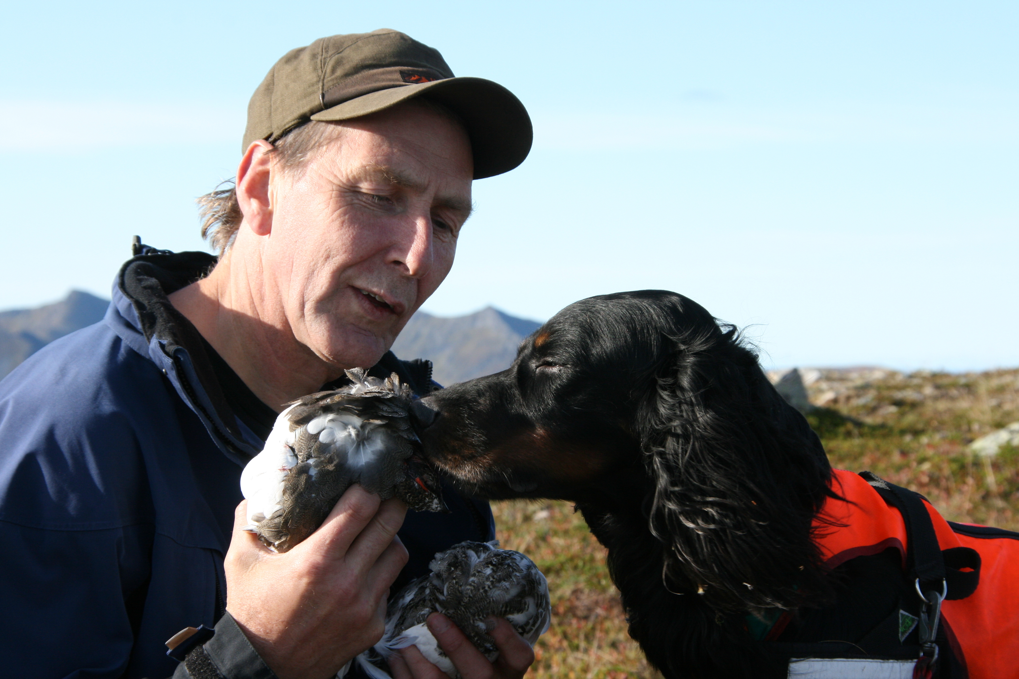 Steinar Strand og hunden Zico