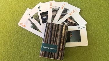 Statskogstokken - kortstokk med bilder av åpne buer og koier