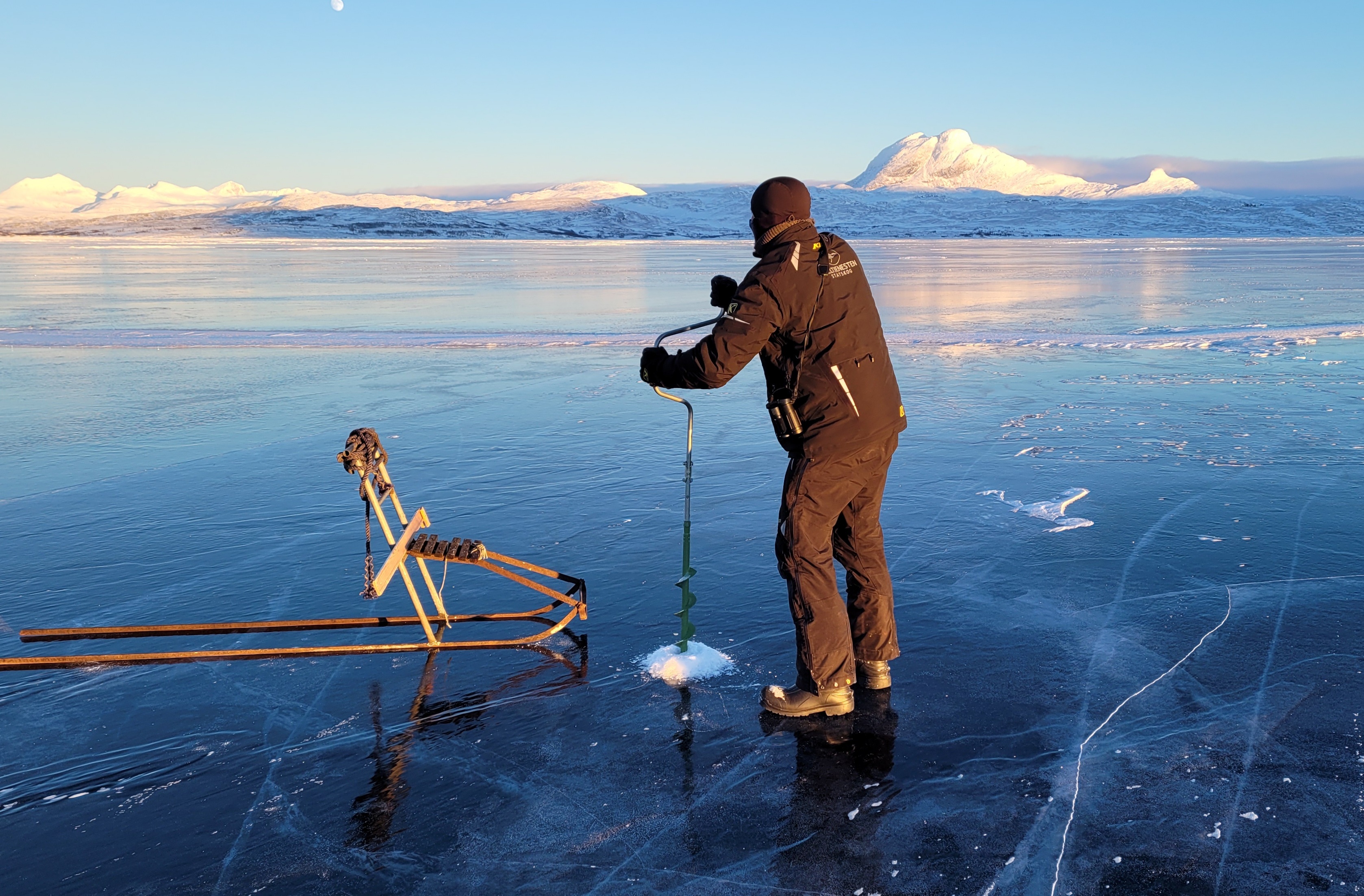 Ismåling over Balvatn i Sulitjelma, Junkerdal nasjonalpark