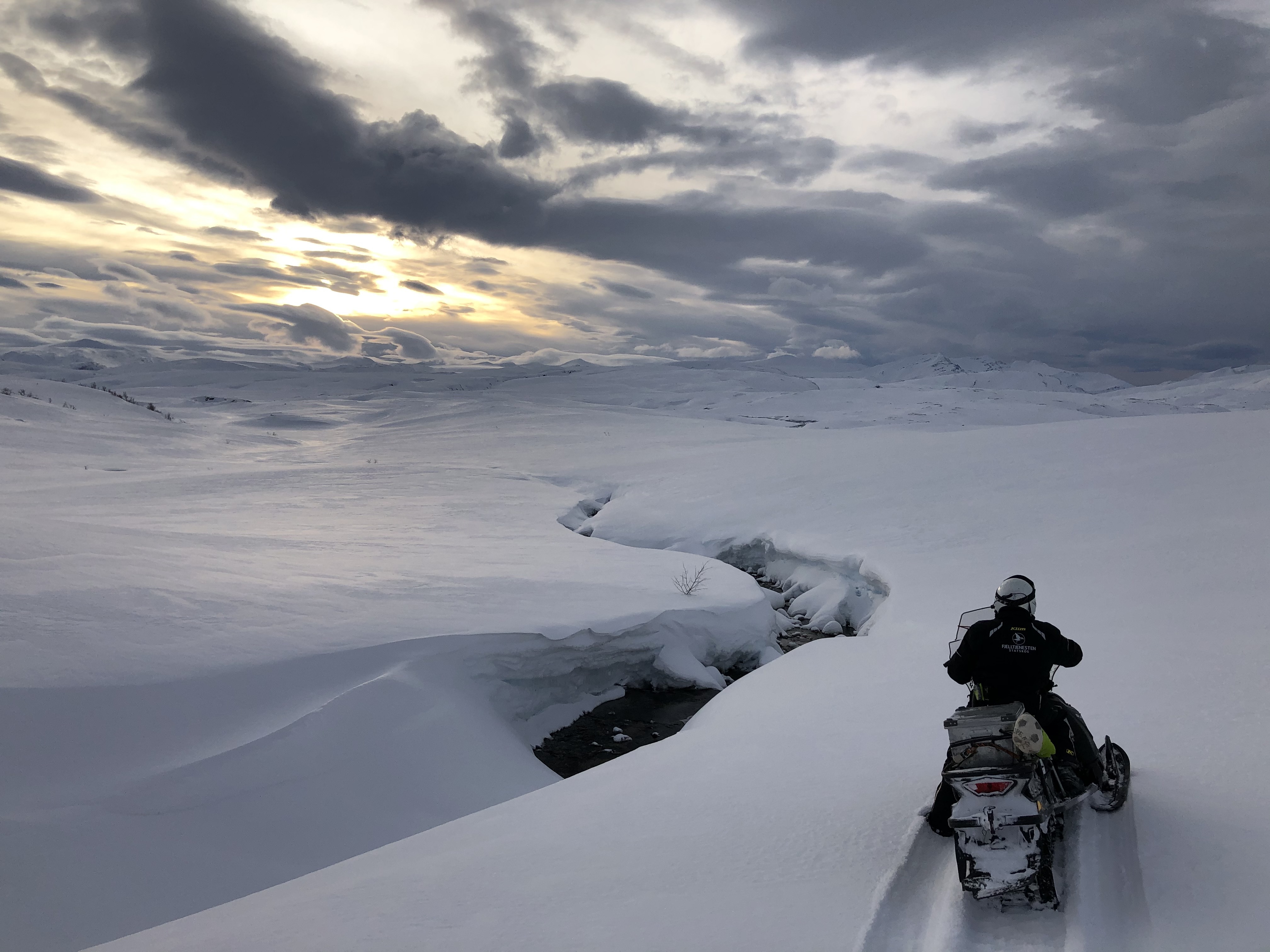 Åpen elv i Làhko nasjonalpark