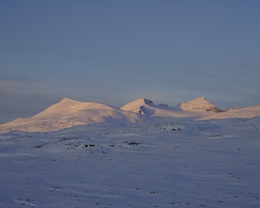 Sola er tilbake i fjellet -   Storsteinsfjell i Nordalen i Skjomen 