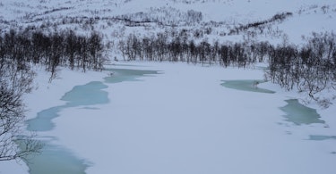 Mye overvann på Holmvasselva på Nygårdsfjell.