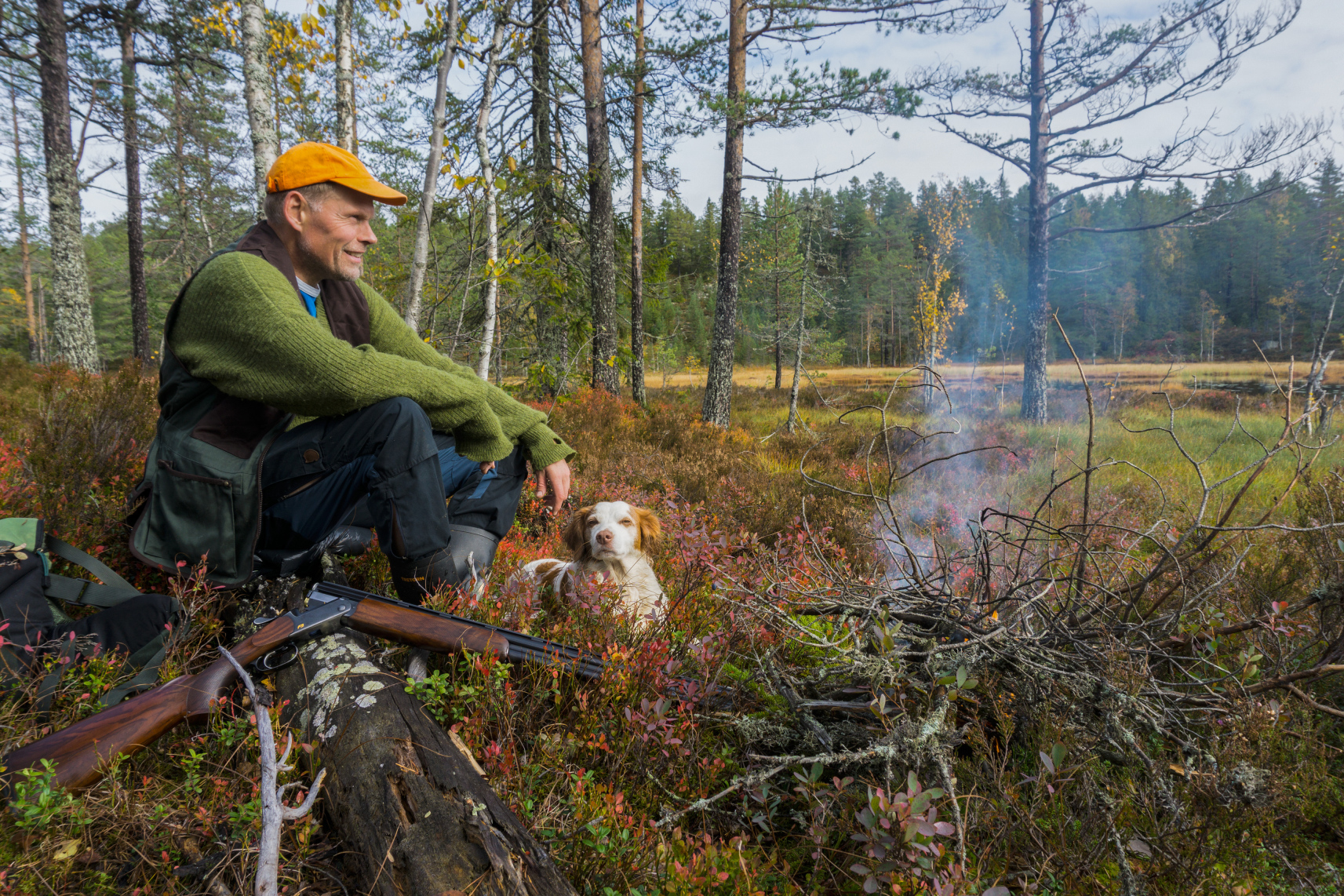 Finnemarka - jeger ved bål