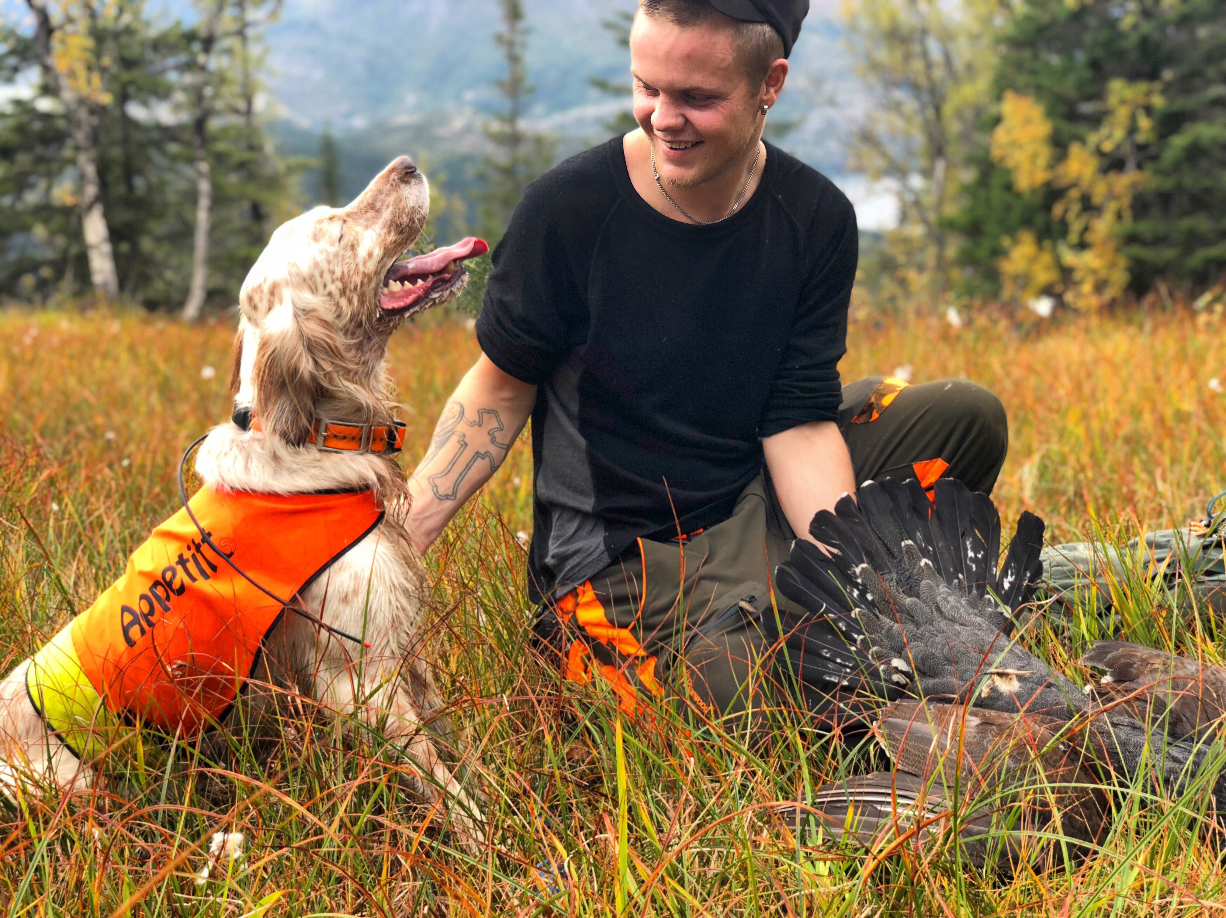 Jakthund, jeger og skogsfugl i Gilten