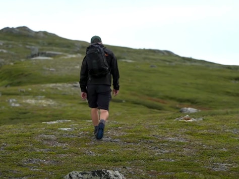 Morten på hytteoppsyn i Rangeldalen