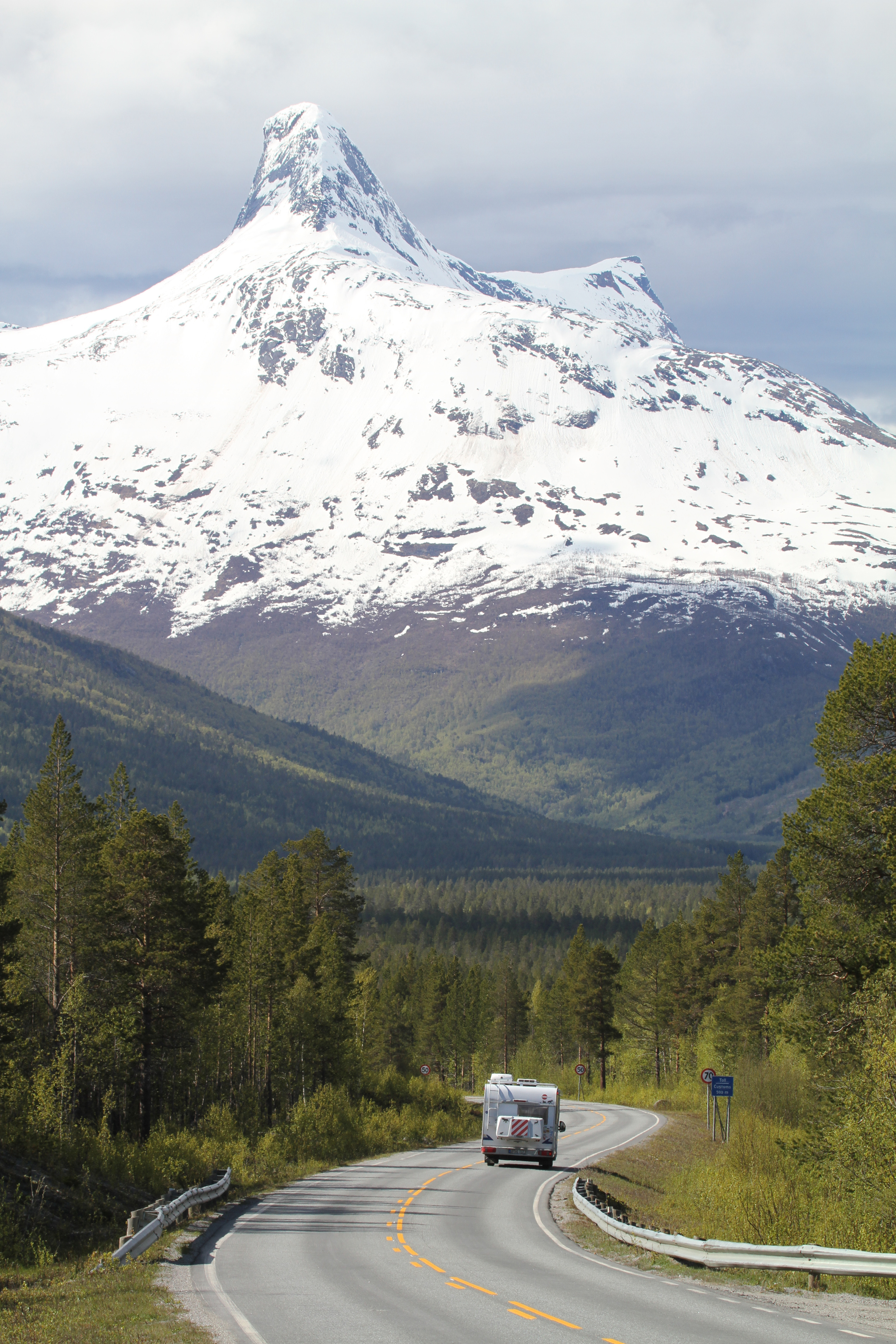 Solvågtinden fra Junkerdal