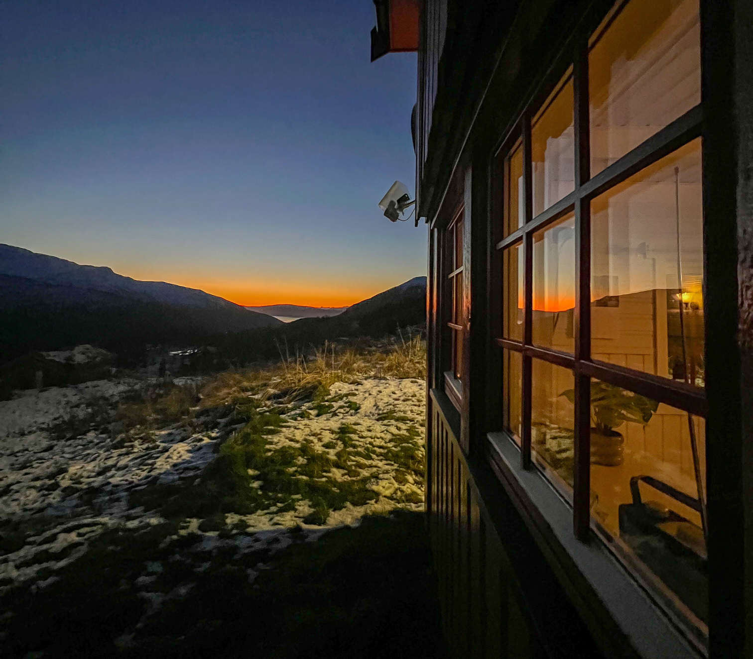 Hølbekkmoen - ei stor hytte i Øverdalen i Rana